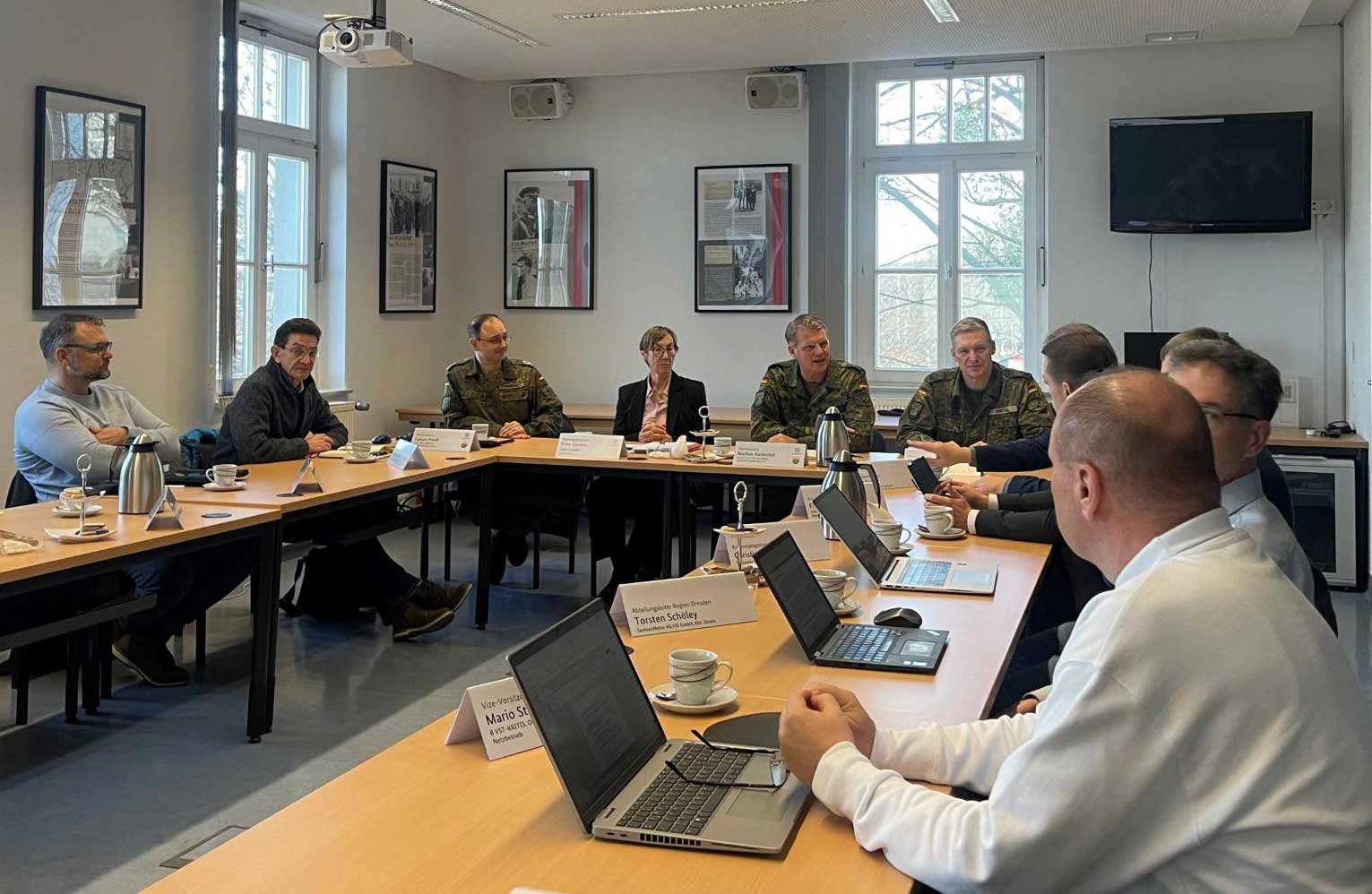 Meeting: Versorgung der Bundeswehr